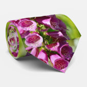 Paarse vossenhandschoen stropdas (Opgerold)