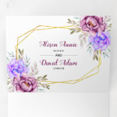 Paarse waterverf bloemen en gouden lijsten bruilof drieluik uitnodiging (Binnenzijde eerst)