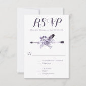 Paarse wilde bloemen veren en pijl RSVP kaartje (Voorkant)