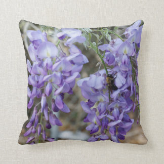 Paarse Wisteria Flower with Bee Photo Kussen