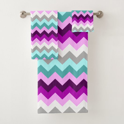 Paarse witte Blauwgroen Chevrons badhanddoekset Bad Handdoek (Insitu)