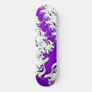 Paarse witte skateboard