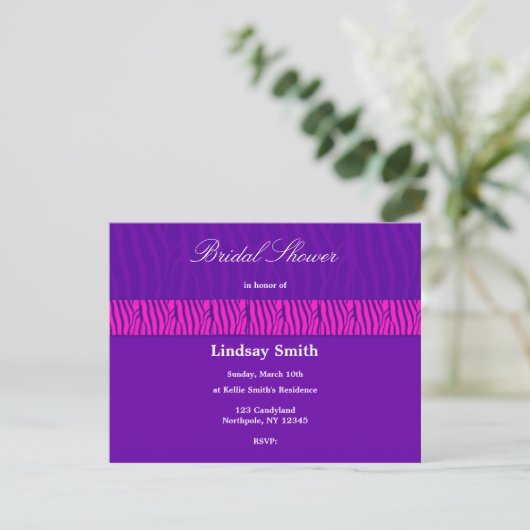 Paarse Zebra Pattern Bridal Shower Invitation Kaart (Staand voorkant)