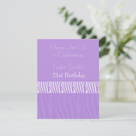 Paarse Zebra Print 21e verjaardag Uitnodiging (Staand voorkant)