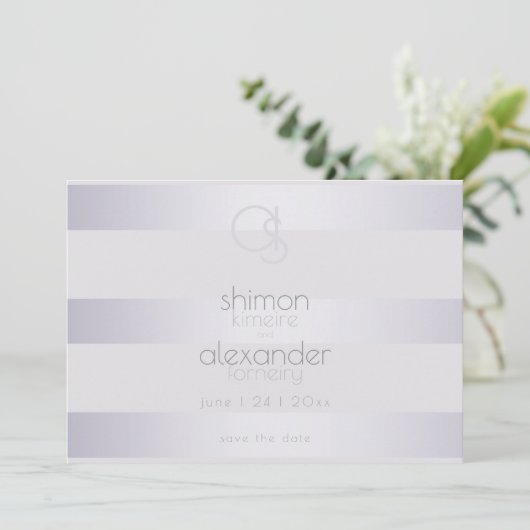 Paarse Zilveren Glans Strepen Monogram Save The Date (Staand voorkant)