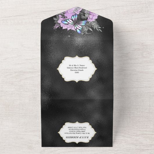 Paarse zilvervlinder met zwarte roos all in one uitnodiging (Buitenkant)