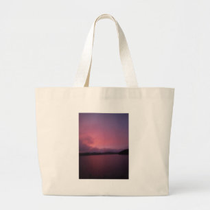 Paarse zonsondergang op het Arrowimeer Grote Tote Bag