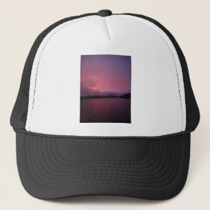 Paarse zonsondergang op het Arrowimeer Trucker Pet