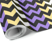 Paarse zwarte Chevron Zigzap Pattern Cadeaupapier (Rol Hoek)