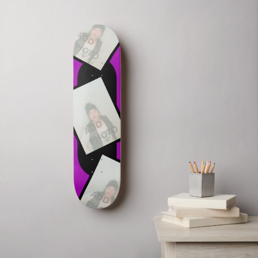 Paarse zwarte foto skateboard (Muurkunst)