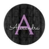 Paarse Zwarte Script Meisjesachtige Monogram Naam Snijplank (Voorkant)