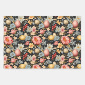 Paasbloemenkonijn in het  inpakpapier vel (Voorkant)