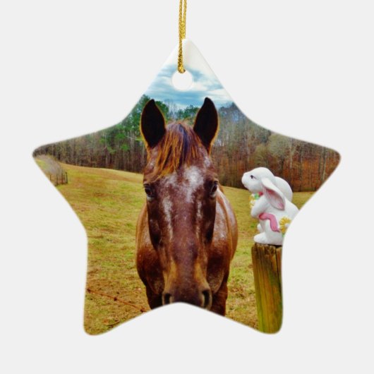 PaasBunny en bruin paard Keramisch Ornament (Voorkant)