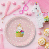 Paaseieren en wit bloempatroon op lichtroze papieren bordje (Feest)