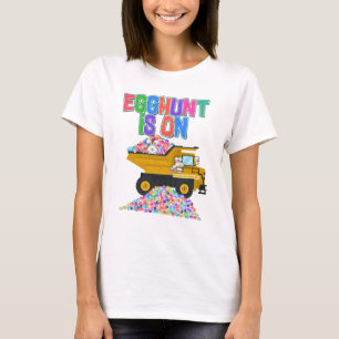 Paaseieren vrachtwagen Eieren zoeken is aan Crewne T-shirt