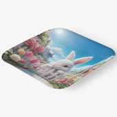 Paashaas in een tulpentuin papieren bordje (Gebogen)