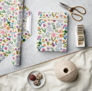 Paashaas konijn grijs bloempatroon cadeaupapier