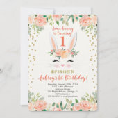 Paashaas verjaardagsuitnodiging perziken en room kaart (Voorkant)