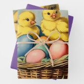  paaskuikens met tulpen inpakpapier vel (In situ)