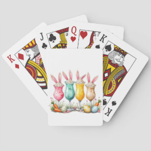 Paaslatte glazen van latte met konijnenoren pokerkaarten