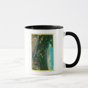Pacific Highway met Mt. Shasta op afstand Mok