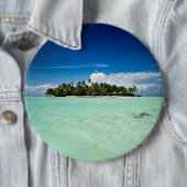 Pacifisch eiland met knop palmbomen ronde button 6,0 cm (In situ)