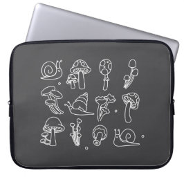 Paddenstoelen en slakken laptophoes laptop sleeve