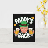 Paddy's is terug Grappige Trump St. Patrick's Day  Kaart (Gele Bloem)