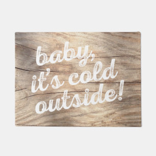 Paillasson bébé, c'est extérieur froid ! sur le fond en bo