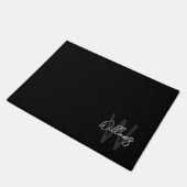 Paillasson Black Modern Script Personnalisé Monogramme et nom (Incliné)