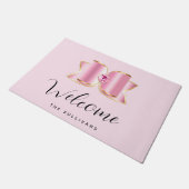 Paillasson Bow en verre rose avec un centre Gemstone Welcome (Incliné)