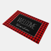 Paillasson Buffalo plaid noir Bienvenue nom de famille script (Incliné)
