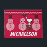 Paillasson cacahuètes | Snoopy Christmas Sweater Snowman<br><div class="desc">Célébrez les fêtes et votre amour des cacahuètes avec ce pull de Noël moche avec Snoopy et une rangée de bonhommes de neige.</div>