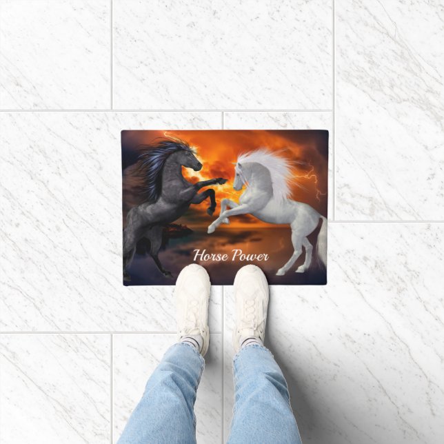 Paillasson Chevaux se battant dans une mauvaise tempête d'écl (Intérieur)