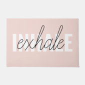 Paillasson Citation moderne Pastel Pink Inhale Exhale (Devant)