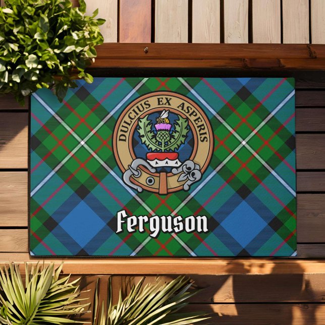 Paillasson Clan Ferguson Crest sur Tartan (Créateur téléchargé)