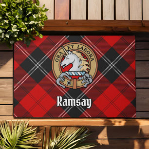 Paillasson Clan Ramsay Crest sur Red Tartan