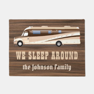 Paillasson Dormir autour de la famille de camping rustique bo