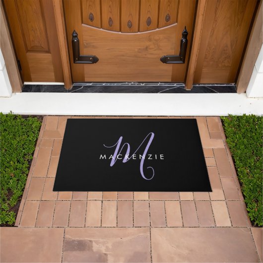 Paillasson Élégant moderne Lavande Noire Script Monogramme (De plein air)