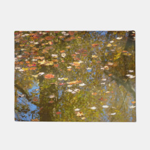 Paillasson Feuilles d'automne et réflexion sur le cours d'eau