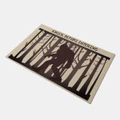 Paillasson Funny Bigfoot Sasquatch silhouette frapper avant (Incliné)