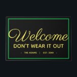 Paillasson Funny Spring Welcome St. Patrick's Day<br><div class="desc">Offrez un accueil chaleureux et amusant à vos invités avec ce tapis d'accueil personnalisé. Les couleurs jaune, noir et vert aident à créer un subtil thème de la Saint-Patrick qui est en mesure d'aller être affiché à travers le printemps. Design a un look d'un simple tapis d'accueil jusqu'à lire attentivement....</div>