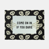 Paillasson Halloween Arrivez Si Vous Osez De Mignons Crânes (Devant)