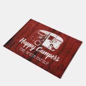 Paillasson Happy Campers Red Barn Rustic Camping Nom de famil (Incliné)