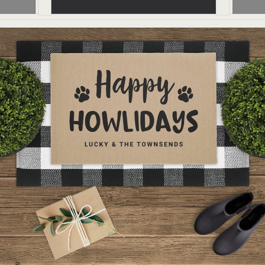 Paillasson Happy Howlidays Black and Tan Custom Dog Name Port