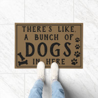 Il y a un tas de chiens ici | Drôle