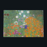 Paillasson Jardin des fleurs (par Gustav Klimt)<br><div class="desc">Ce dessin présente une peinture de l'artiste autrichien Gustav Klimt (1862-1918). C'est une représentation d'un beau jardin fleuri dans le style typiquement impressionniste de Klimt. Les fleurs ont presque l'air d'être débordantes, et il est impossible de ne pas se sentir soulagé par leur beauté. L'oeuvre originale a été achevée en...</div>