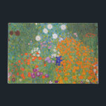 Paillasson Jardin des fleurs (par Gustav Klimt)<br><div class="desc">Ce dessin présente une peinture de l'artiste autrichien Gustav Klimt (1862-1918). C'est une représentation d'un beau jardin fleuri dans le style typiquement impressionniste de Klimt. Les fleurs ont presque l'air d'être débordantes, et il est impossible de ne pas se sentir soulagé par leur beauté. L'oeuvre originale a été achevée en...</div>