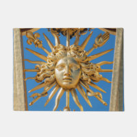 Le Roi Soleil à la Porte d'Or du château de Versai