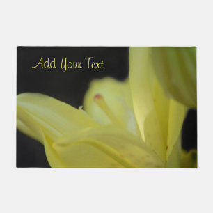 Paillasson Lily jaune par Shirley Taylor Doormat